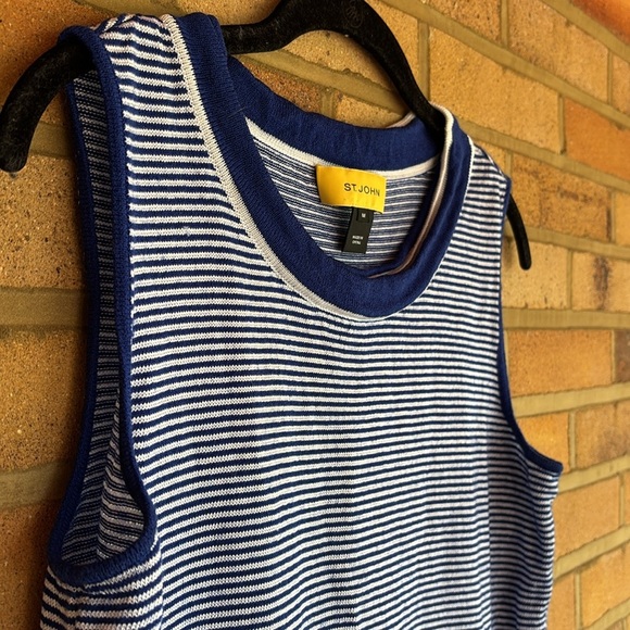 St. John Designer Blue and White Striped Sleeveless Tank Top Rayon Wool M - Picture 2 of 7
